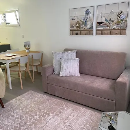 The Orange Tree - Frente By Live And