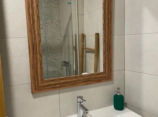 The Orange Tree - Frente By Live And Willa