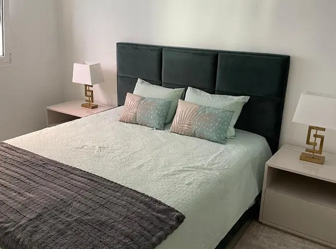 Willa The Orange Tree - Frente By Live And *