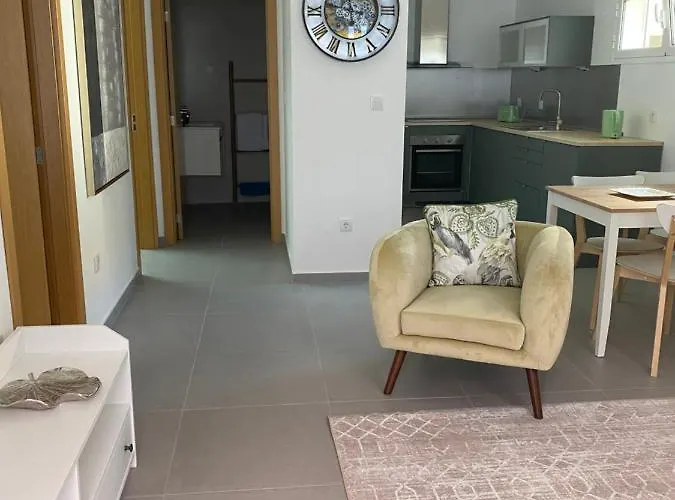 The Orange Tree - Frente By Live And Abrantes