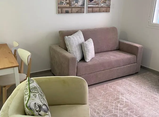 The Orange Tree - Frente By Live And Willa Abrantes